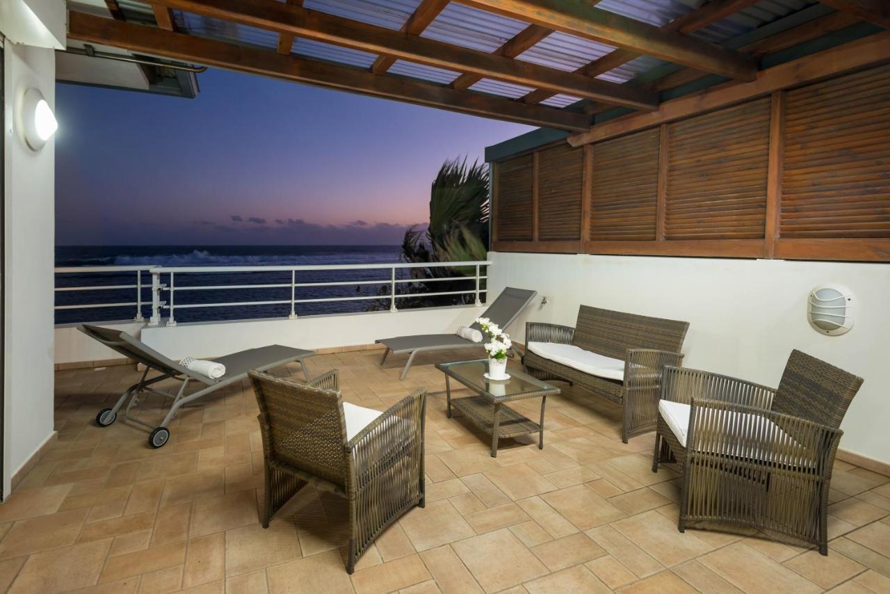 T2D Lagon Austral "Terrasse Du Lagon" Saint Pierre Exterior photo